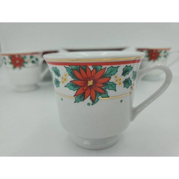 Vintage Royal Heritage Porcelain Poinsettia Christmas Tea Set - 12 pieces - Picture 9 of 10
